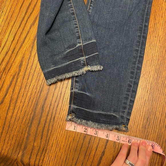 Good American Fray Hem Good Waist Crop Women's size 15 Blue Denim Jeans Casual - Picture 11 of 11